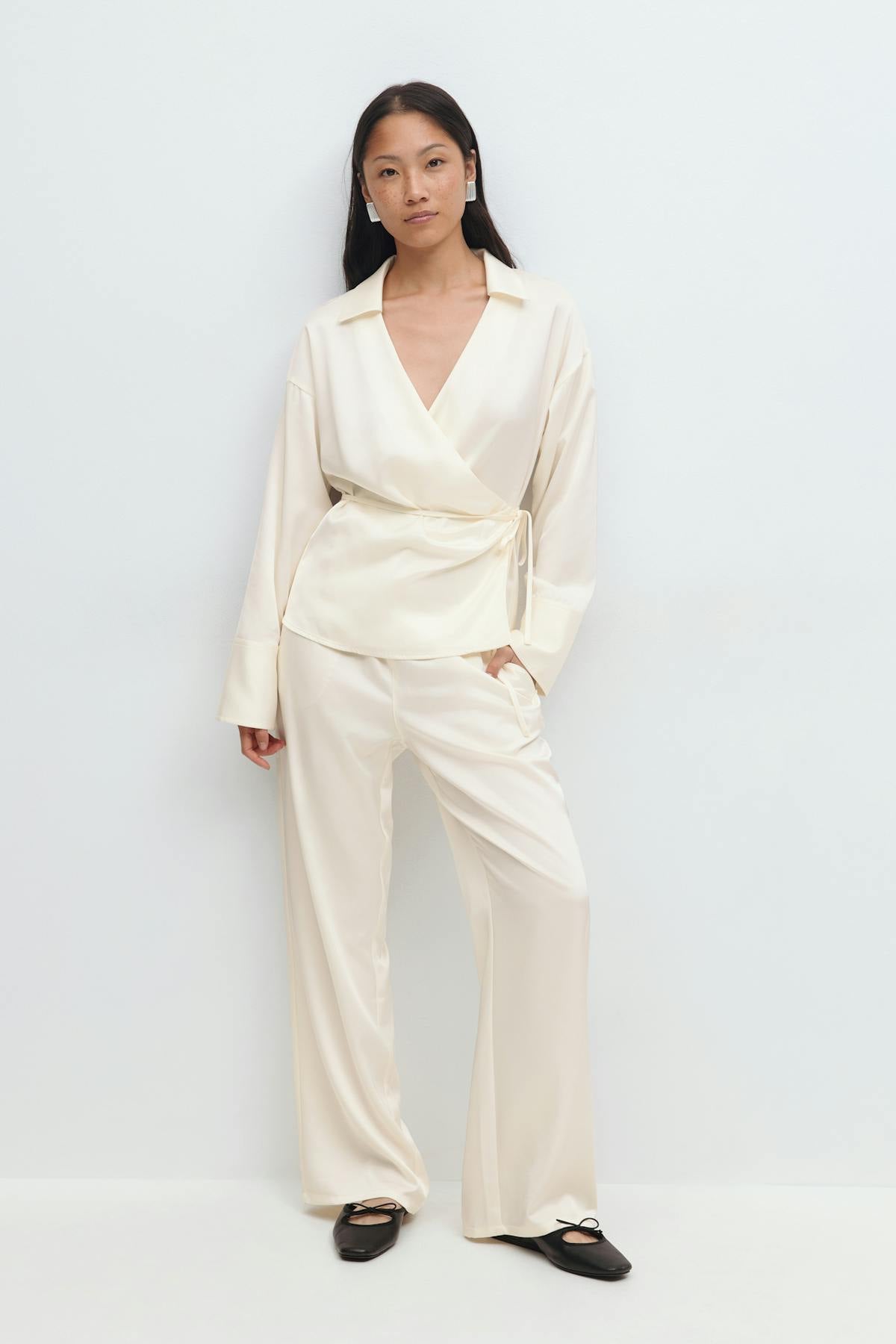 Tie Front Shirt (Off white)