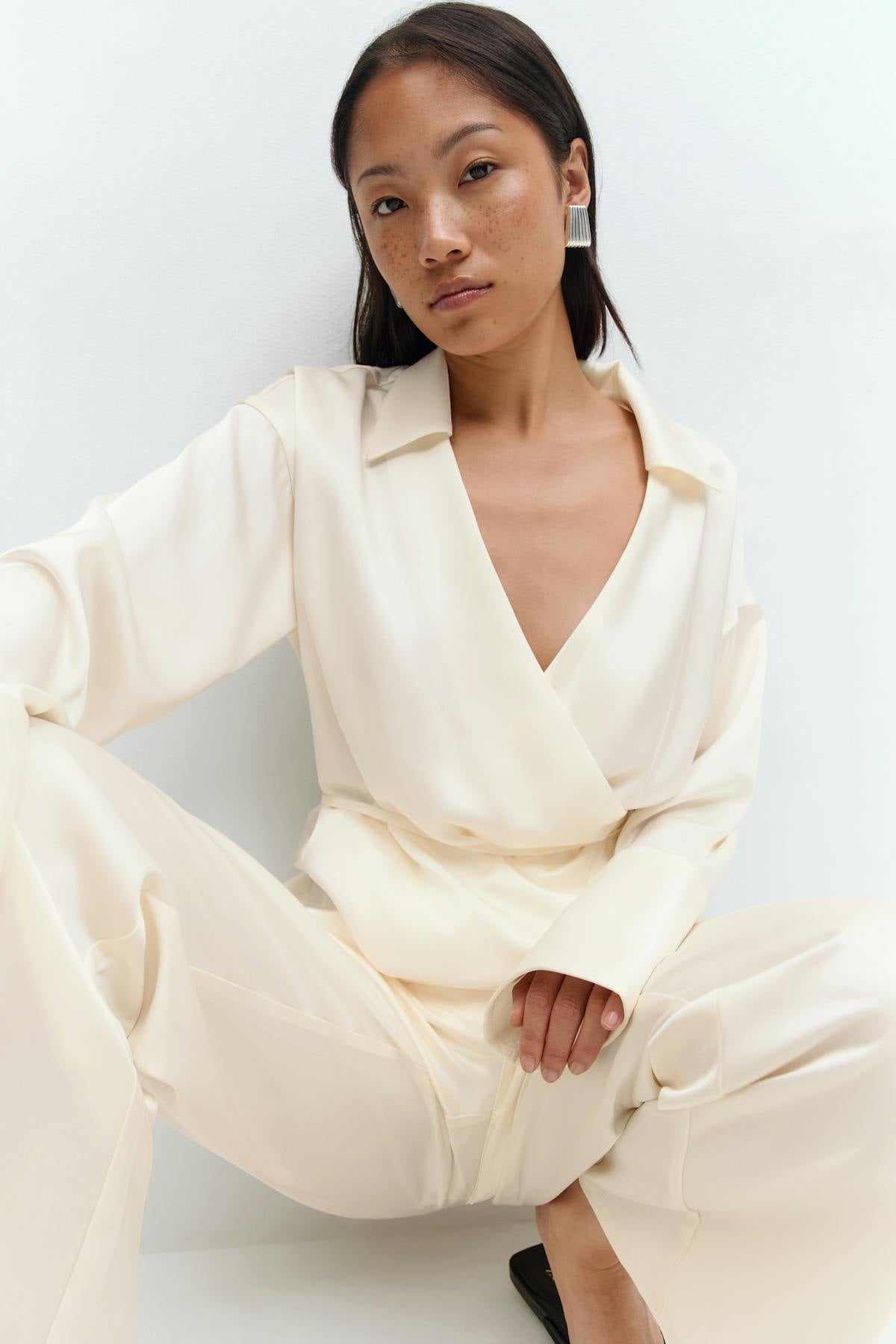 Tie Front Shirt (Off white)