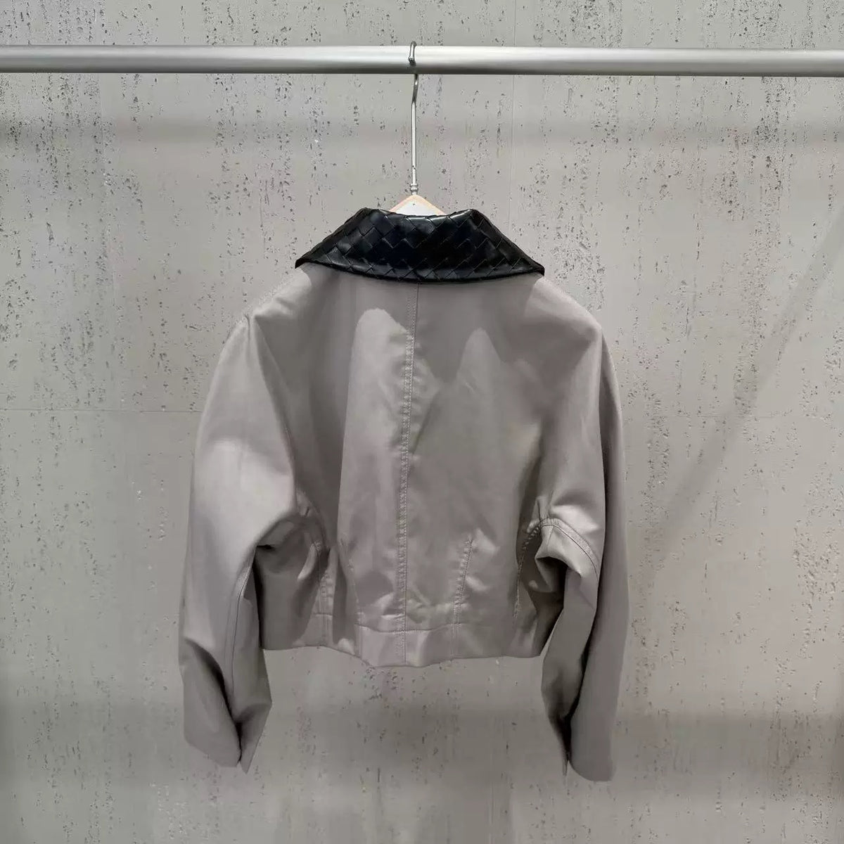 The Woven Collar Cropped Jacket