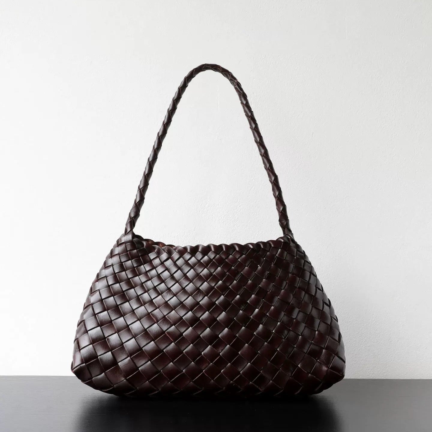 Woven Shoulder Bag in Dark Brown