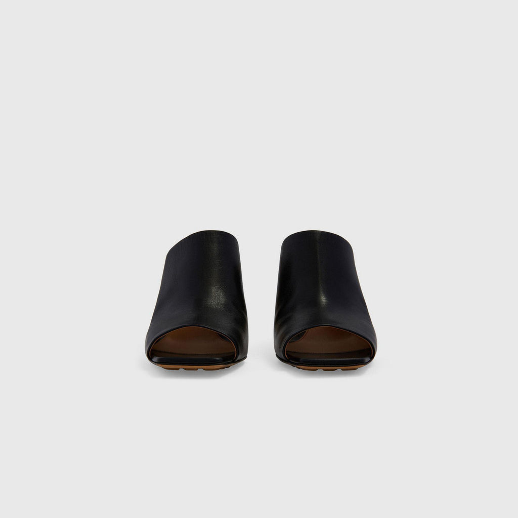 Knot leather mules