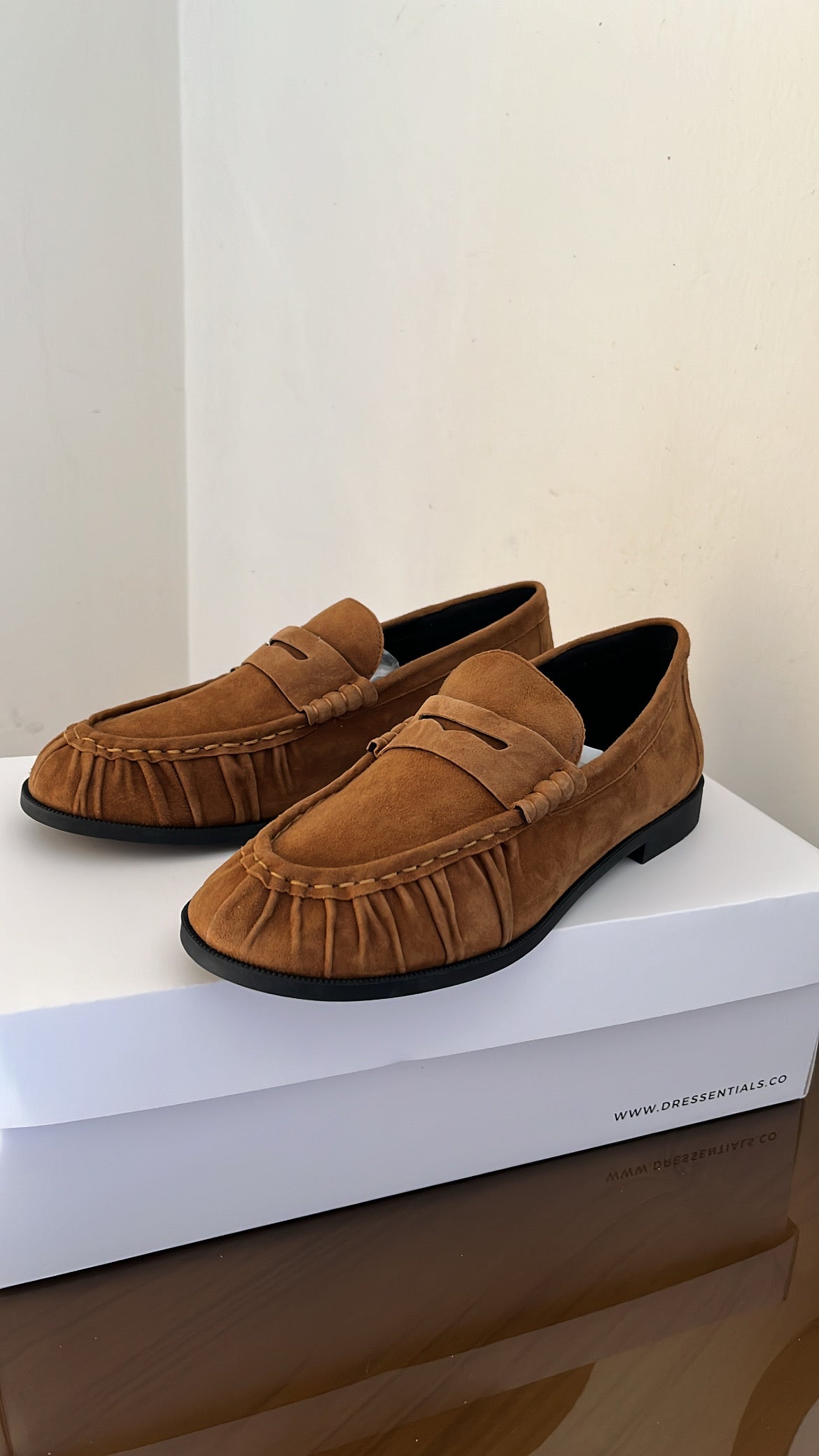 Penny Loafers in Camel Brown