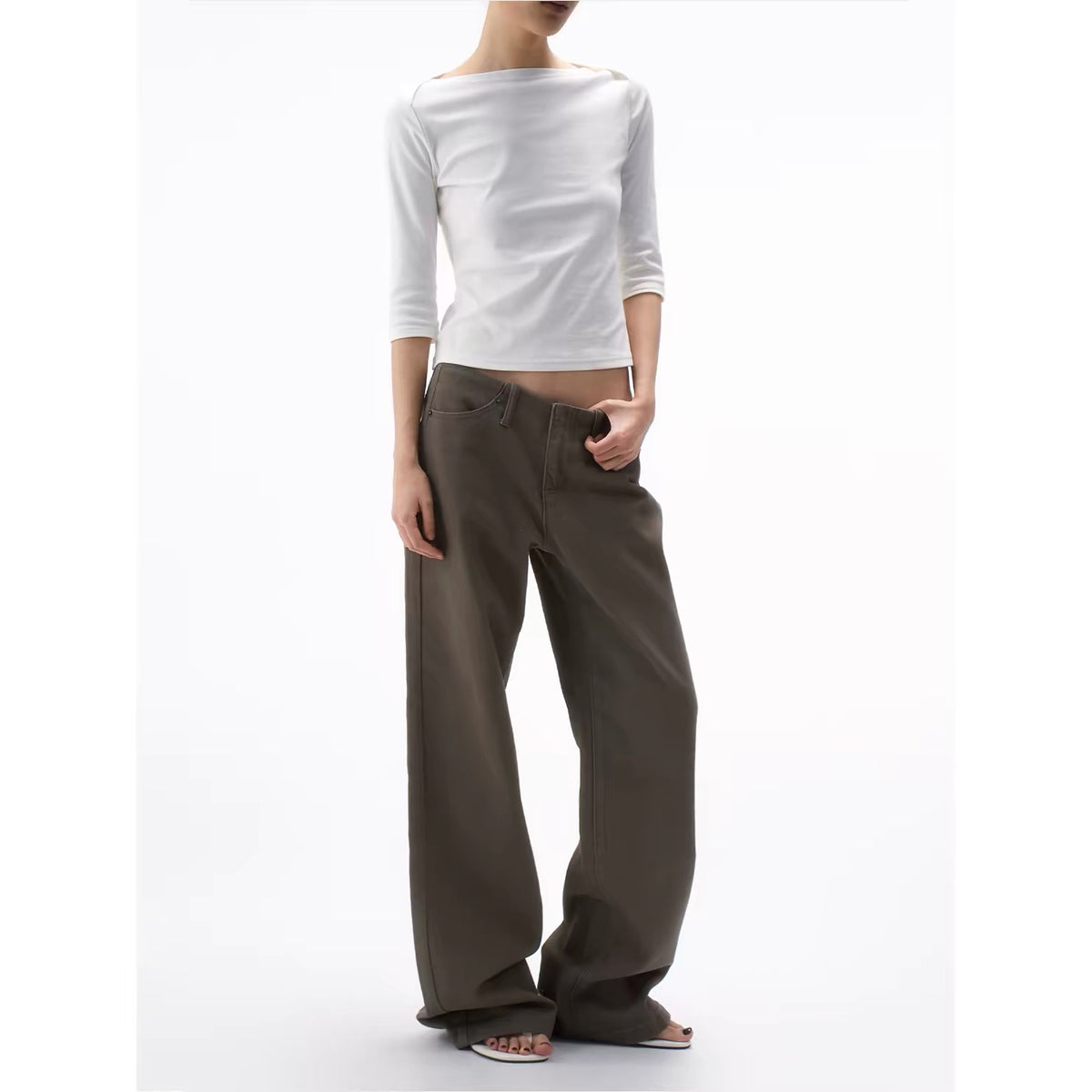 Low-waist Utility Pants in Dark Olive