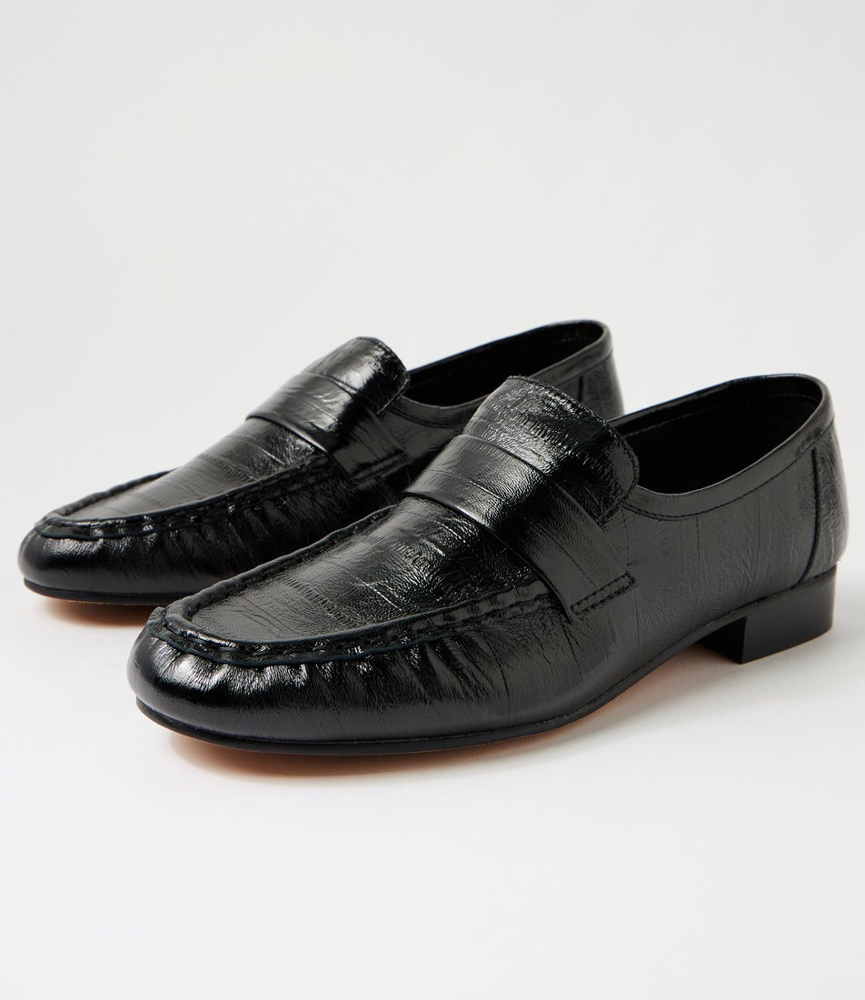 Eel Loafers in Black (Immediate)
