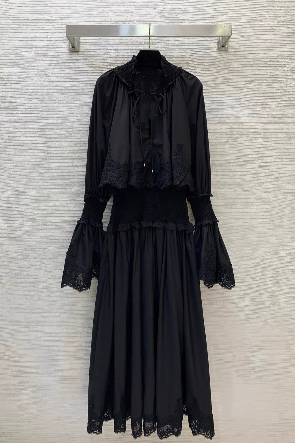 Lace Detail Dress in Black