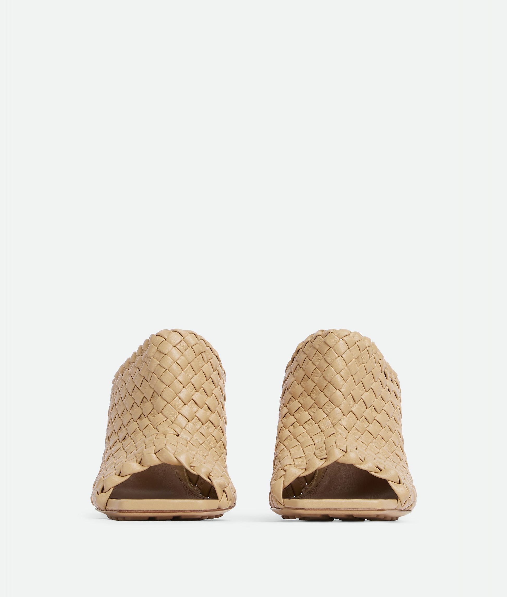 Mules in Woven Beige leather