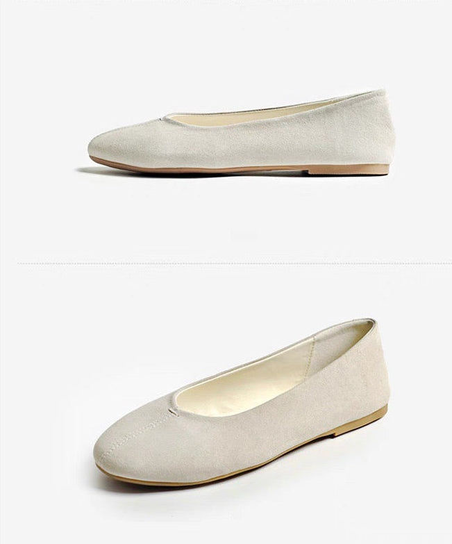 Minimal Round-Toe Ballerinas