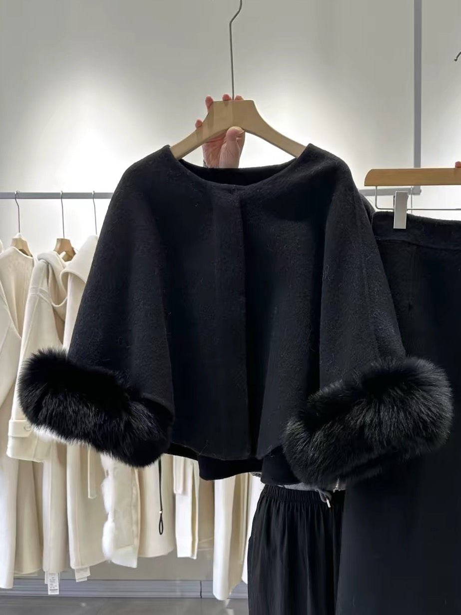 Fur Cuff Cape (Immediate) in Black