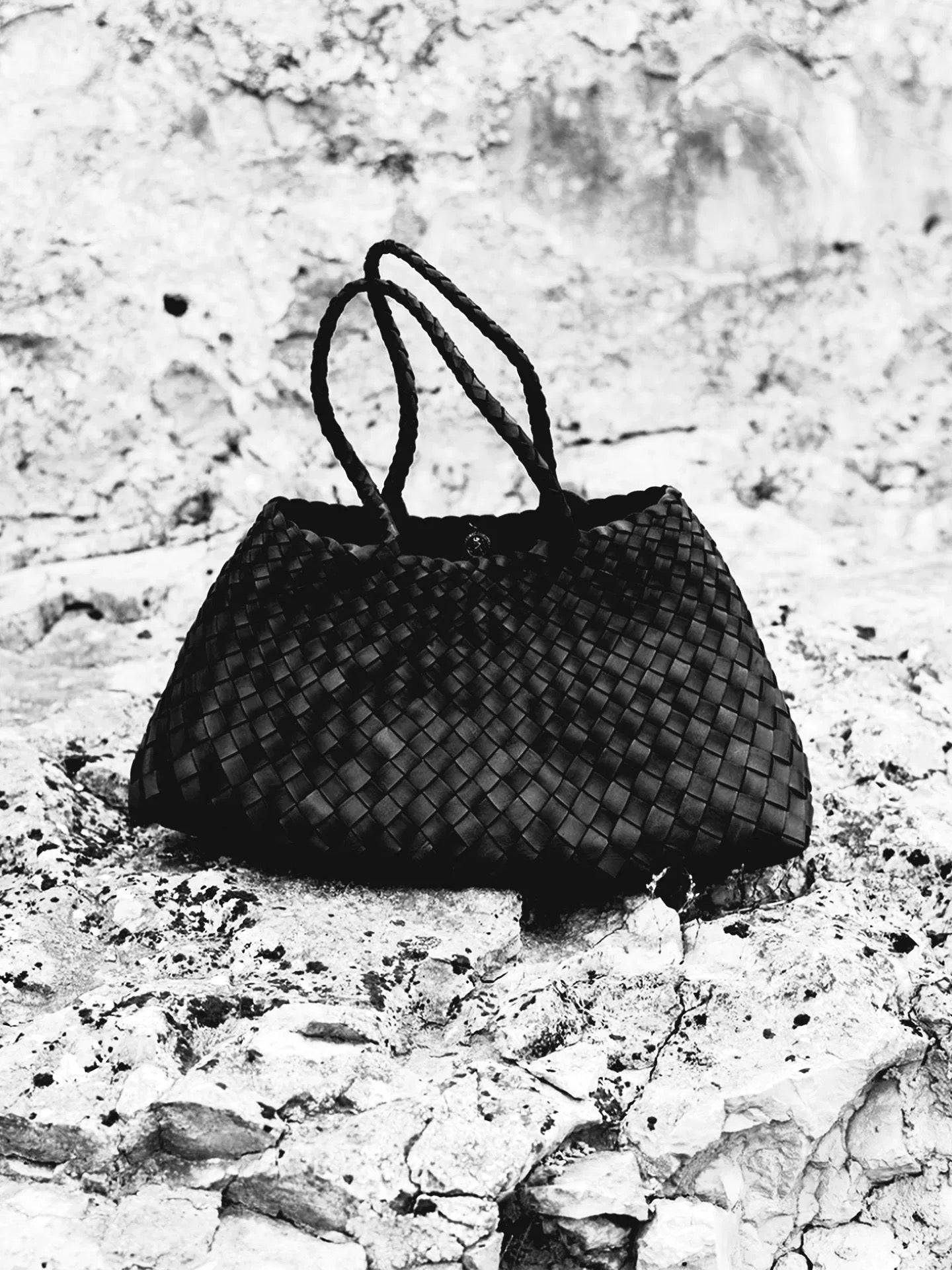 Small Woven Tote Bag in Black