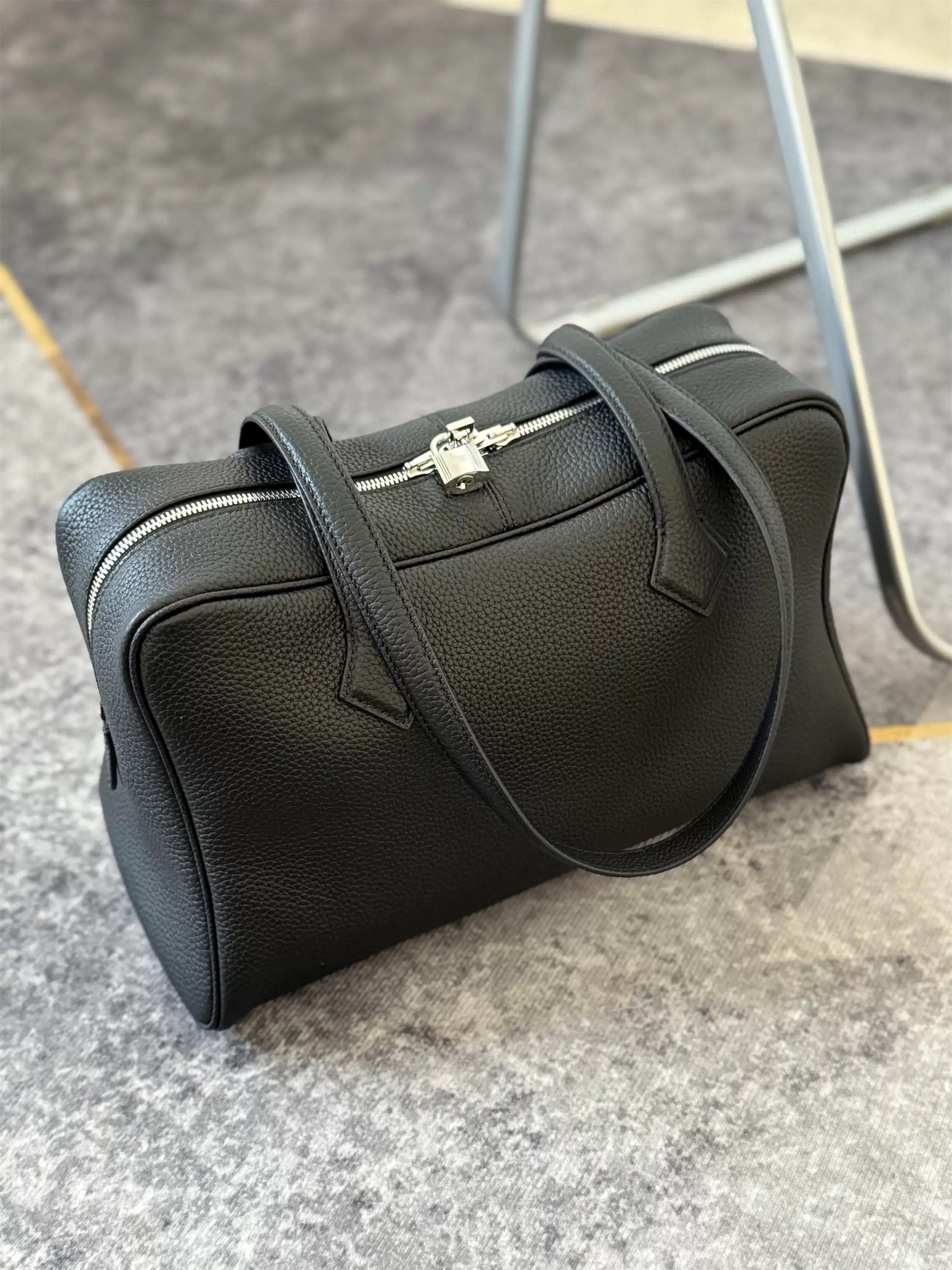 The Duffle Bag in Black