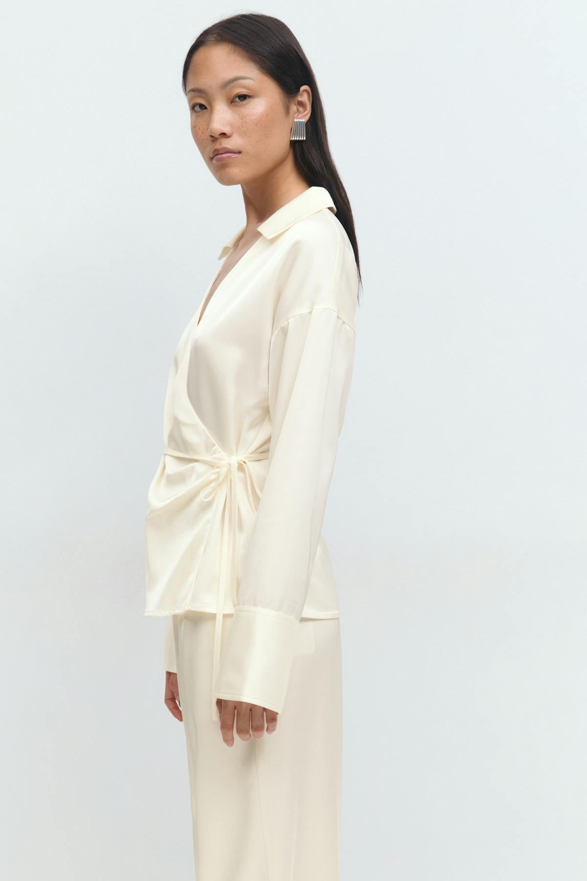 Tie Front Shirt (Off white)