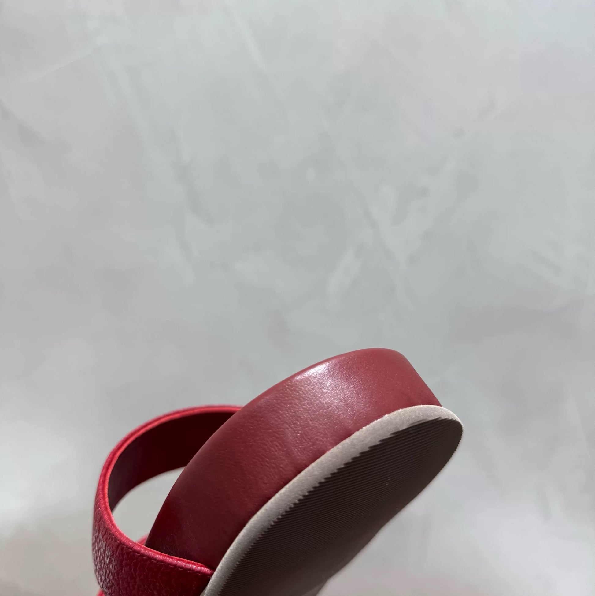 The Two-Band Leather Sandals (Immediate)