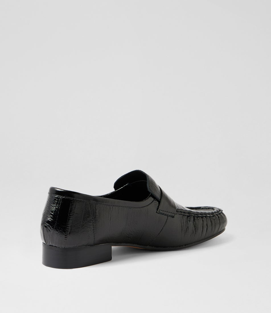 Eel Loafers in Black (Immediate)