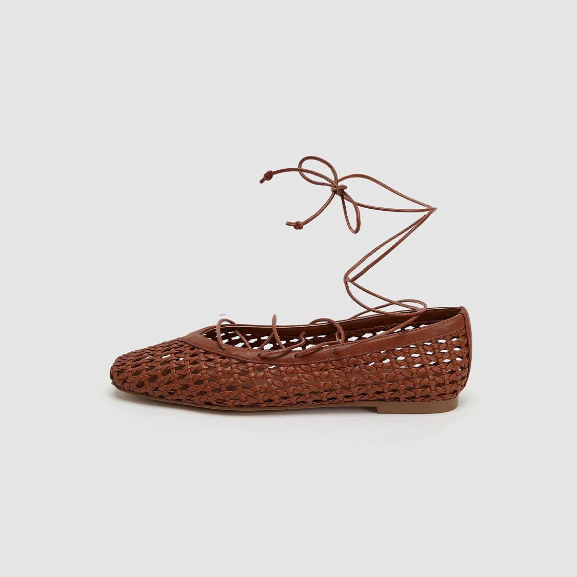 LACE WOVEN PUMPS