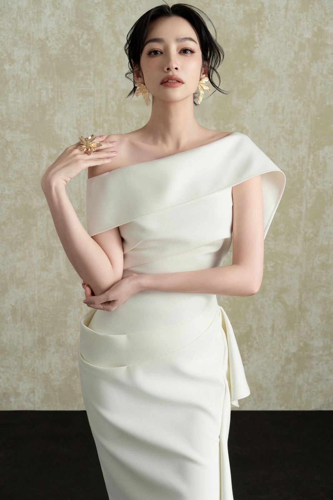 Asymmetric Spandex Bodycon Dress in White